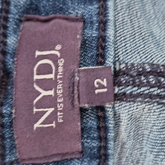 NYDJ Lift Tuck Technology Straight Leg Jeans Sz 12 Good Condition - Picture 6 of 10